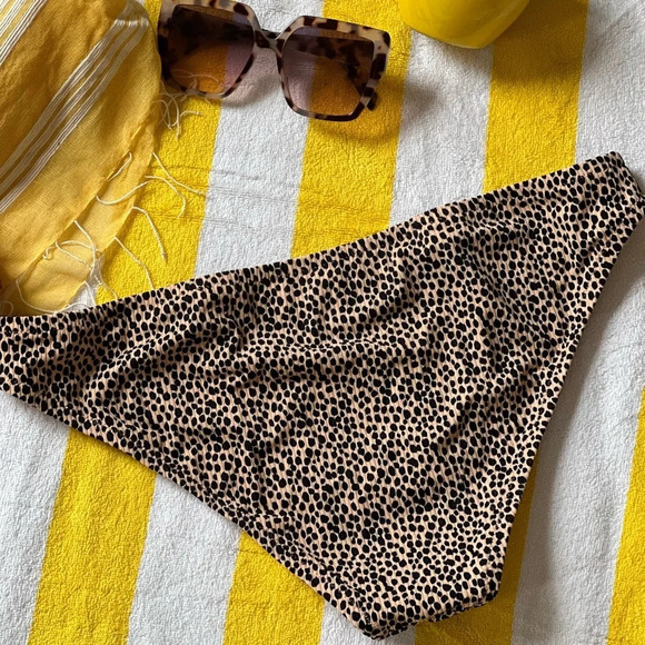 Shade & Shore cheetah animal print Bikini Set - Picture 4 of 7